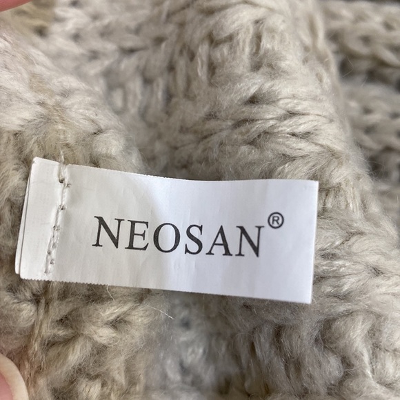 Neosan Bone Colored Ribbed Knit Snood Infinity Scarf - Picture 5 of 6